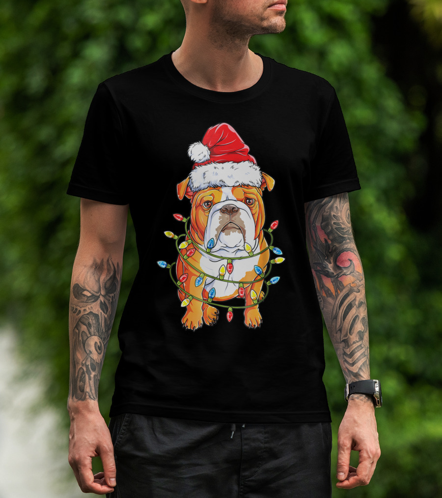 English Bulldog Santa Hat Wrapped In Christmas Lights Holiday Festive Fun T-Shirt