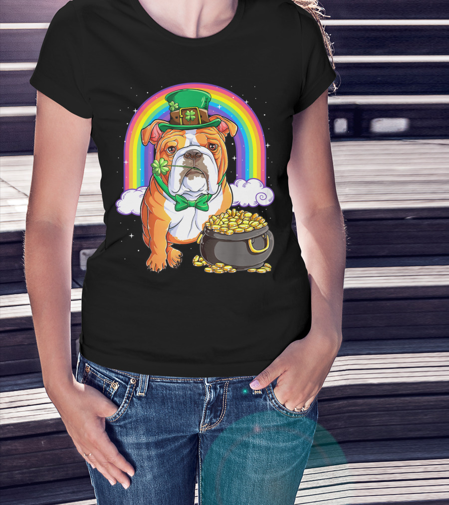 English Bulldog Leprechaun St Patricks Day Rainbow Gold Pot T-Shirt