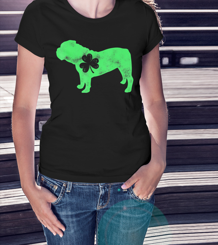 St Patricks Day English Bulldog Shamrock Men Dog T-Shirt