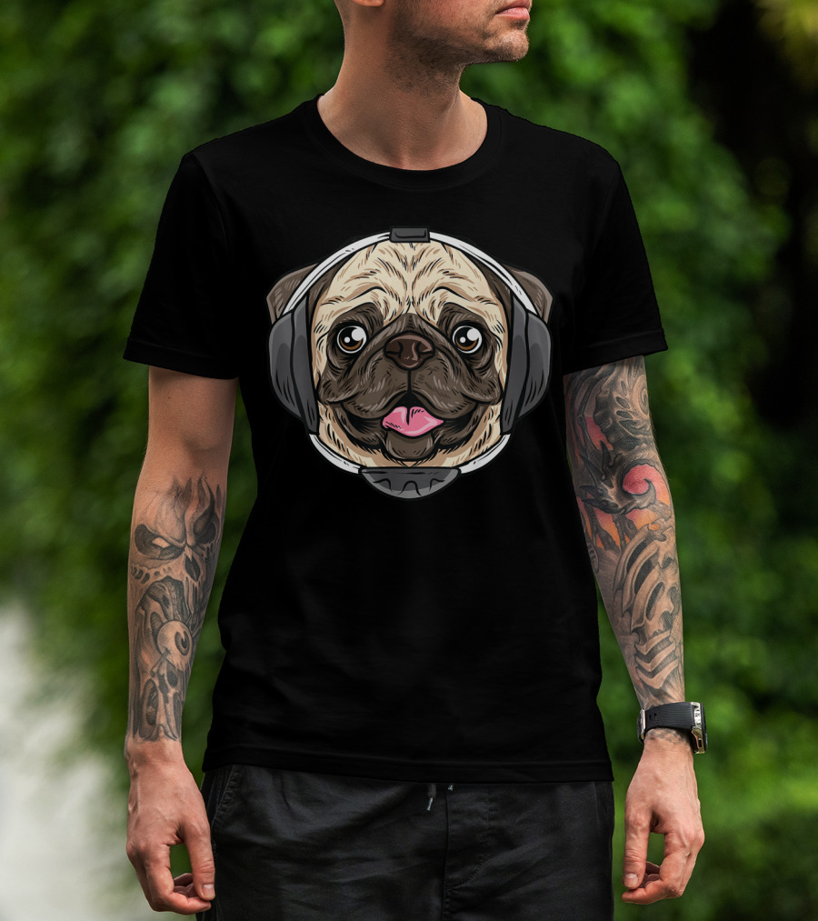 Pug Wearing Funny Wrestling Headgear T-Shirt
