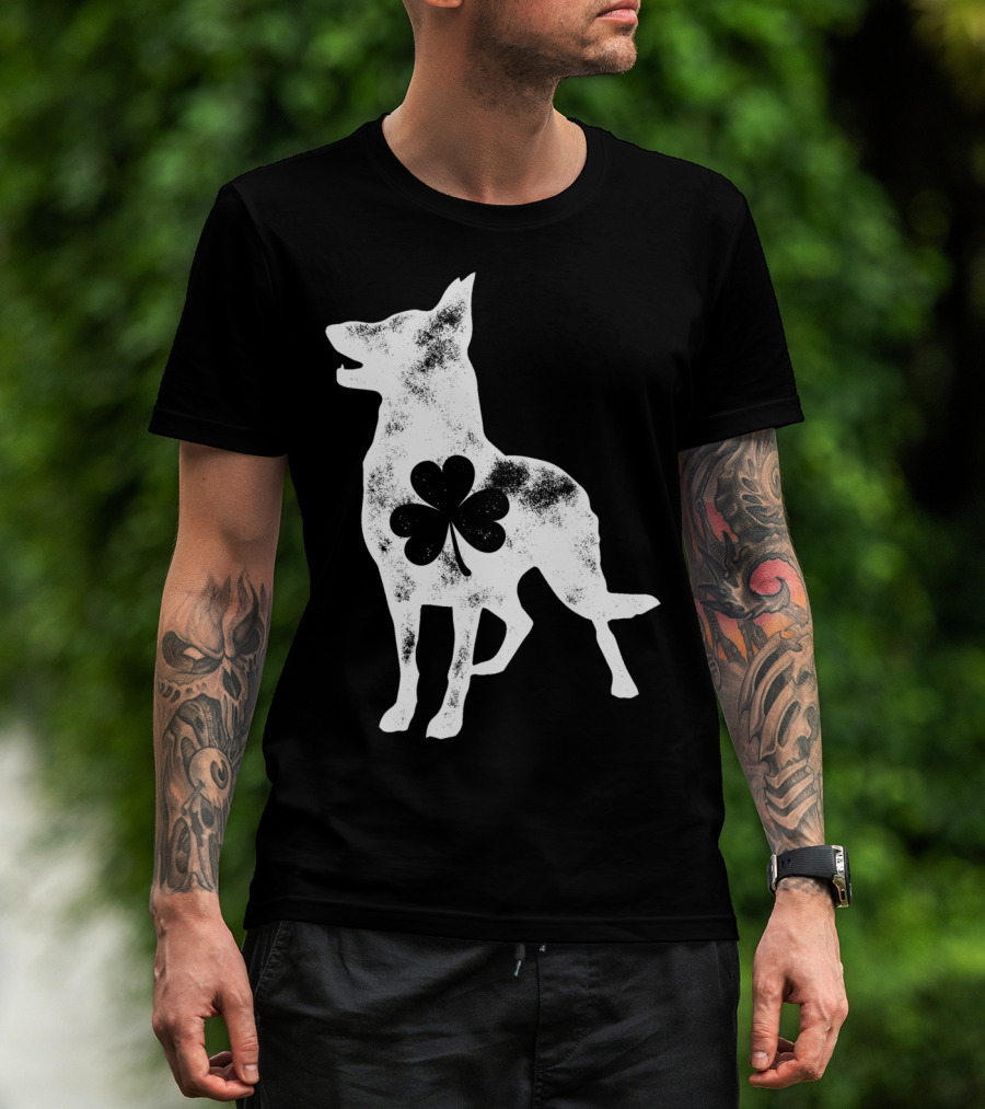 German Shepherd Dog With Shamrock St Patricks Day Men T-Shirt