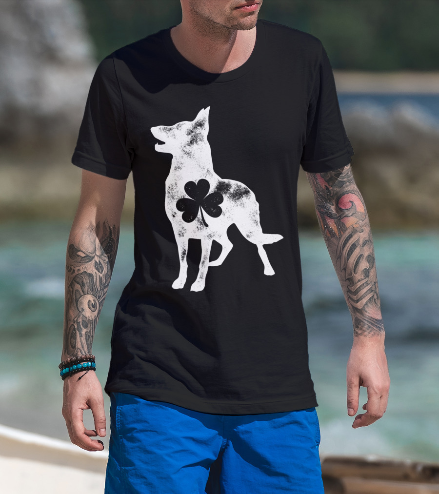 German Shepherd Dog With Shamrock St Patricks Day Men T-Shirt