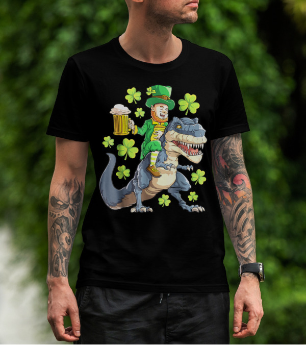 St Patricks Day Leprechaun Riding Dinosaur With Shamrocks And Beer T-Shirt