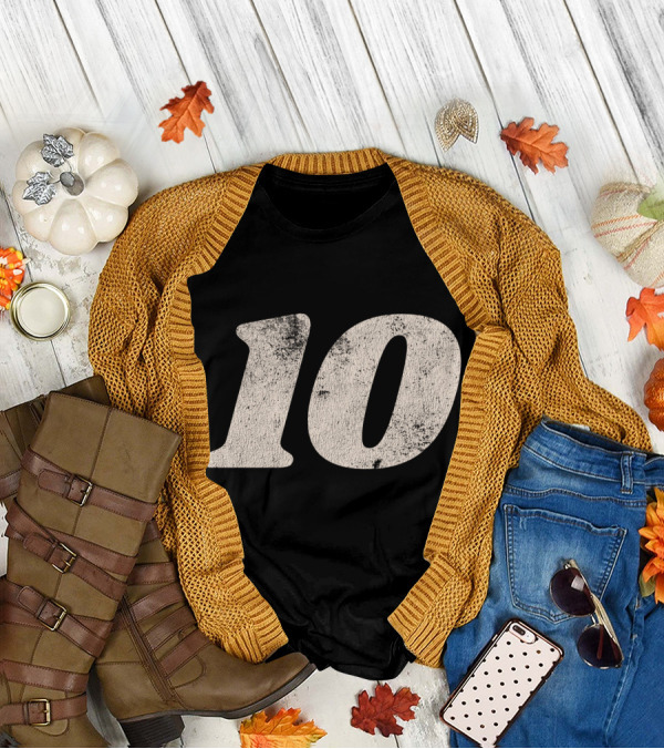 Number Ten 10 Distressed Vintage Sports T-Shirt