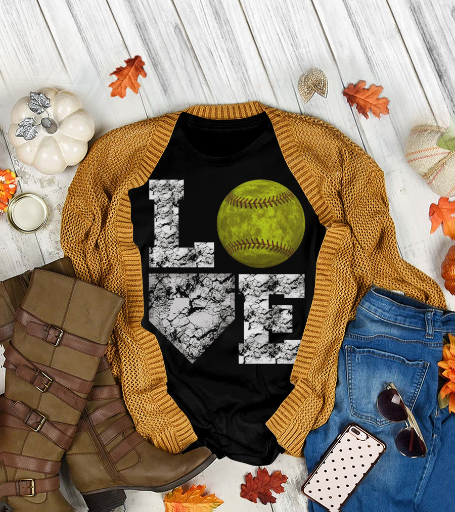 LOVE Softball Home Plate Grunge T-Shirt
