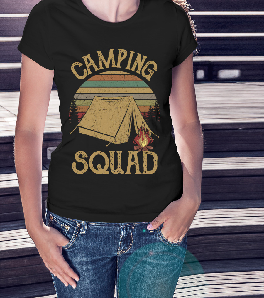 CAMPING SQUAD Vintage Campfire Tent Retro Sunset T-Shirt