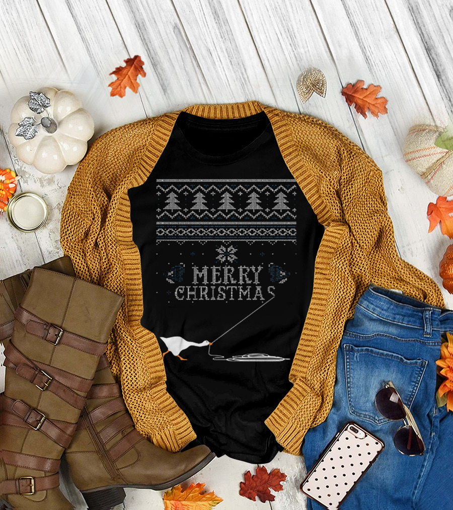 Merry Christmas Tree Pattern with Goose Pulling String T-Shirt