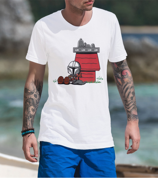 The Mandalorian And Snoopy House Crossover T-Shirt