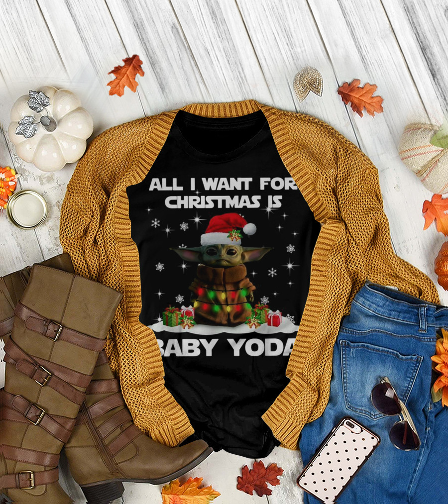 All I Want for Christmas is Baby Yoda Star Wars Santa Hat Snowflakes Gifts T-Shirt