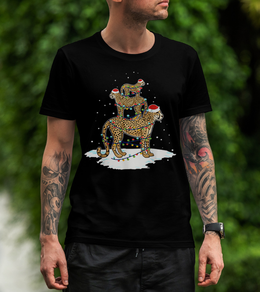 Cheetah Santa Christmas Tree With Festive Lights And Snowflakes T-Shirt