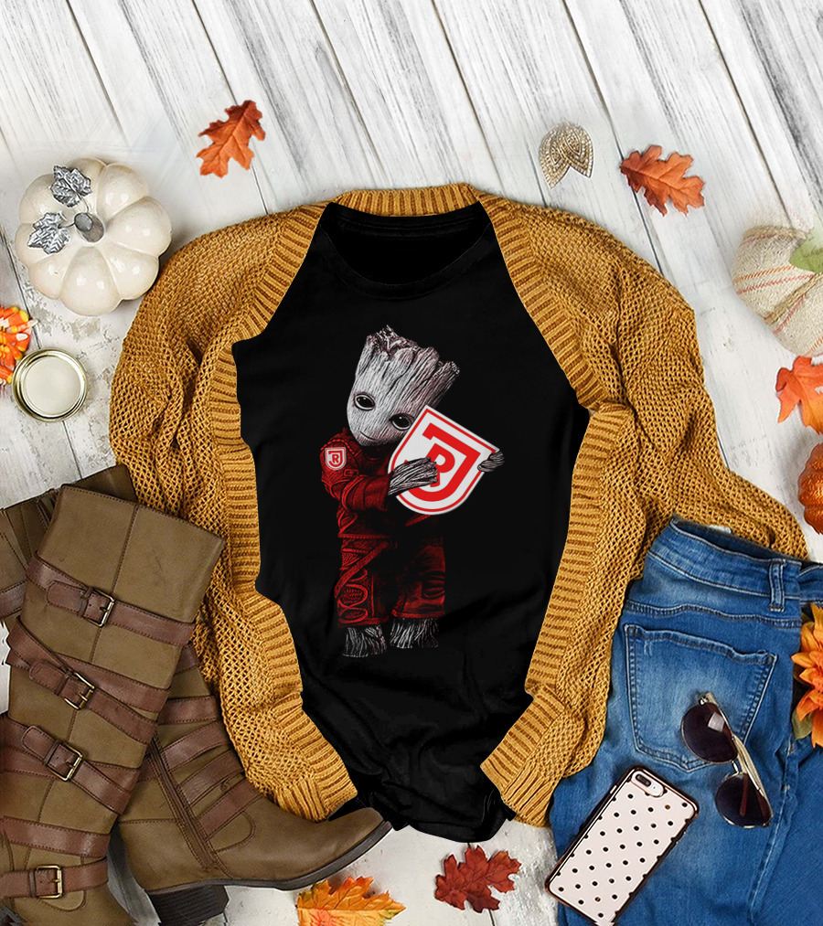 Baby Groot Hugging Jahn Regensburg T-Shirt
