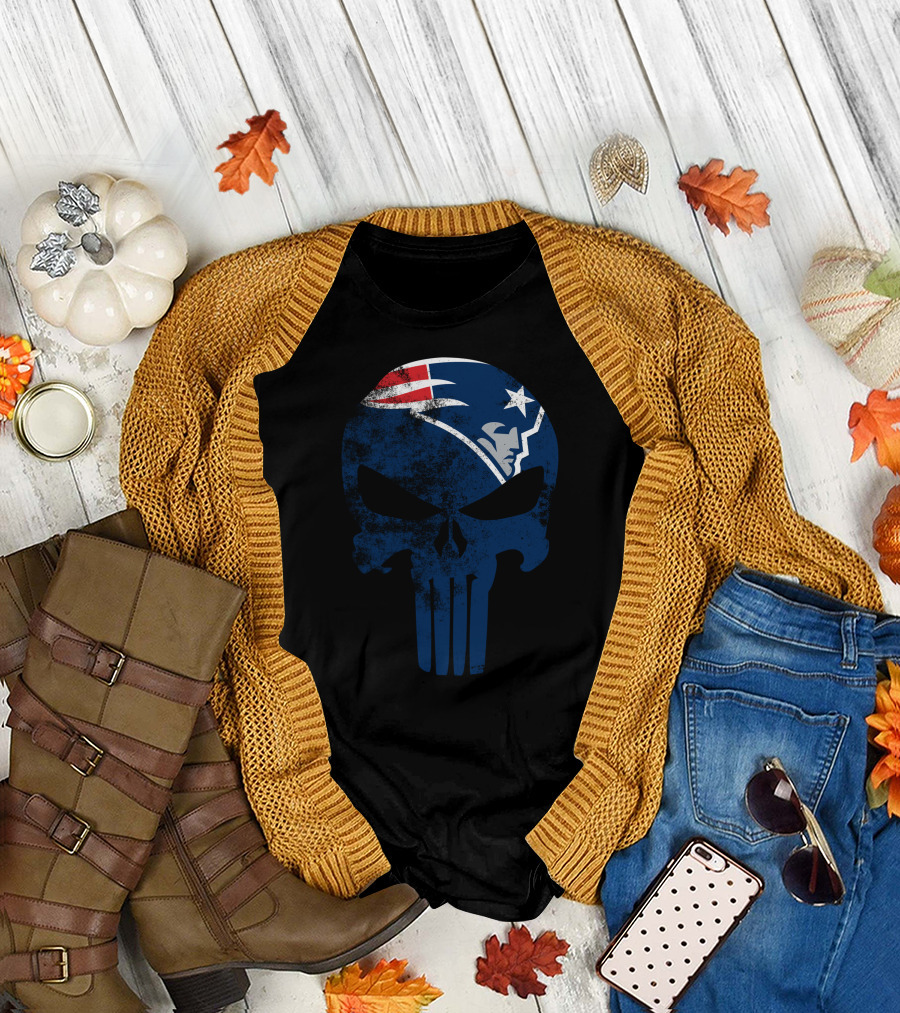 New England Patriots Skull Punisher Logo Fusion T-Shirt