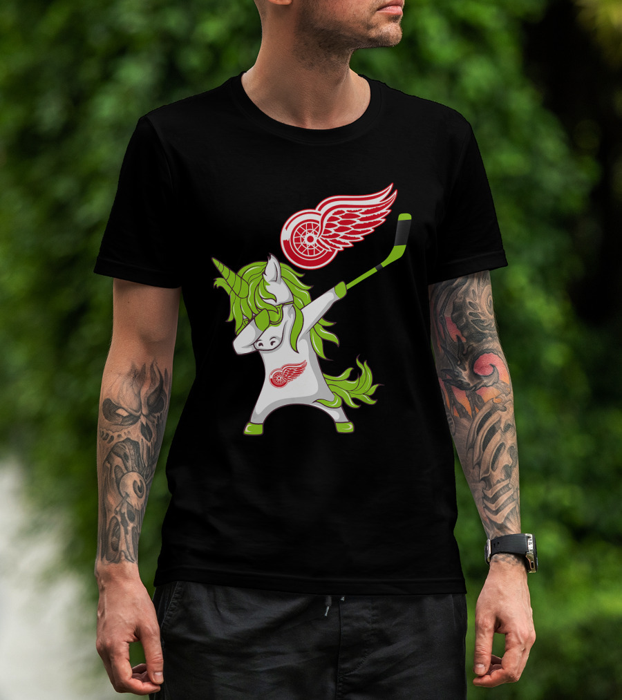 Detroit Red Wings St Patrick's Day Dabbing Unicorn Hockey Stick T-Shirt