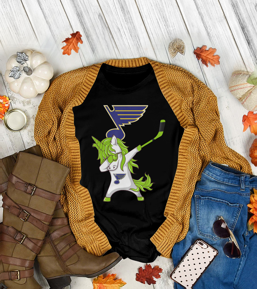 St Patrick Day Dabbing Unicorn Hockey Stick St Louis Blues T-Shirt
