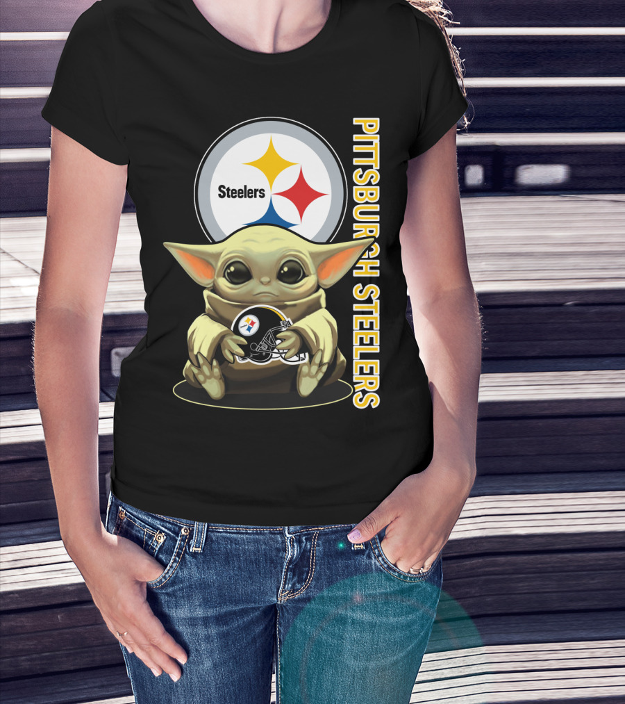 Pittsburgh Steelers Baby Yoda With Helmet T-Shirt