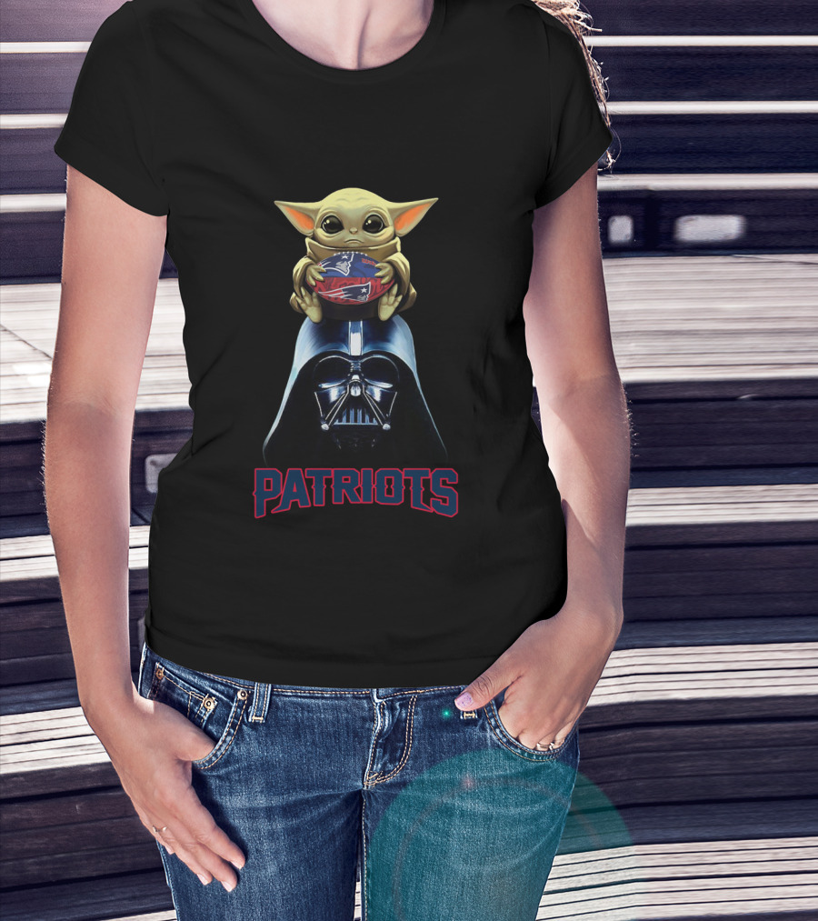 Darth Vader Baby Yoda Holding New England Patriots Football T-Shirt