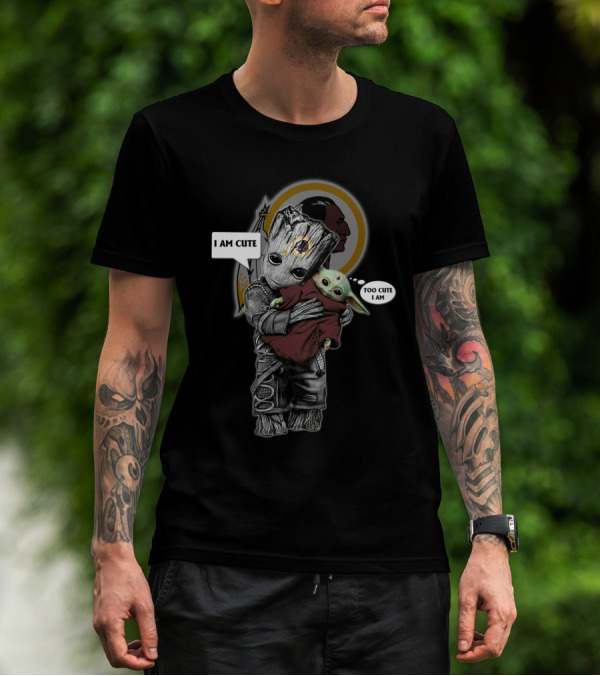 WR 010 NFL YodaST I Am Cute Too Cute I Am Baby Characters Hugging T-Shirt