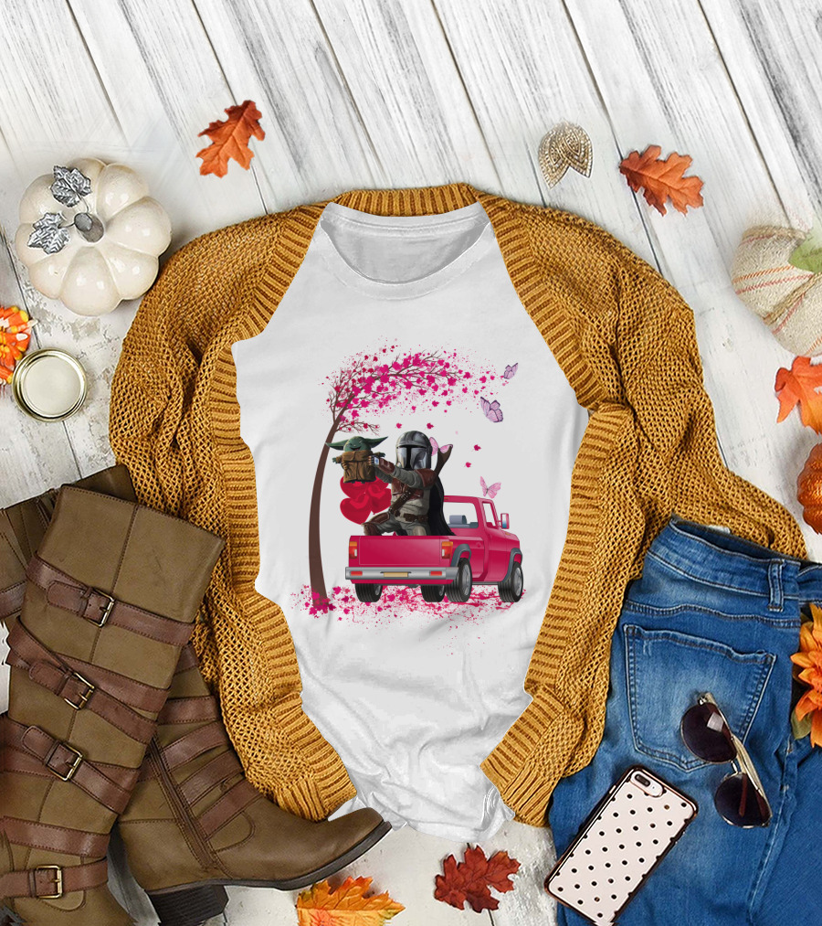 The Mandalorian With Yoda In Pink Truck Valentine Theme T-Shirt