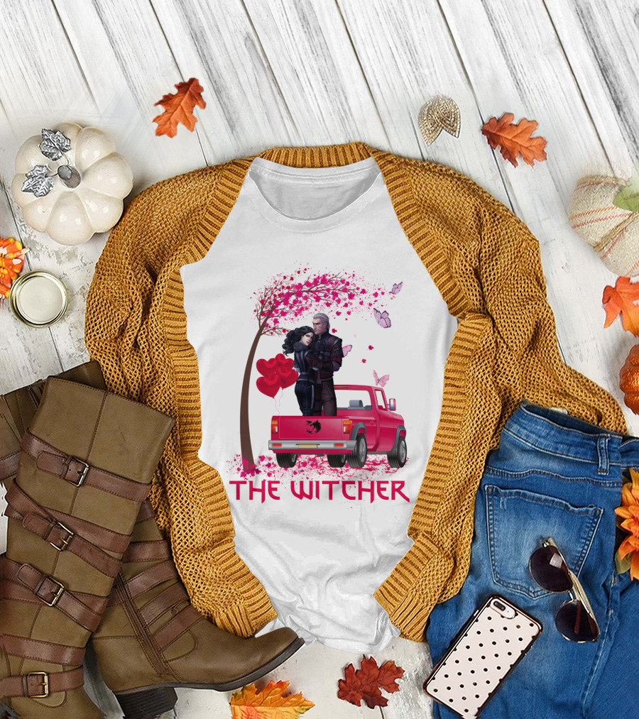 The Witcher Romantic Scene With Hearts And Butterflies T-Shirt