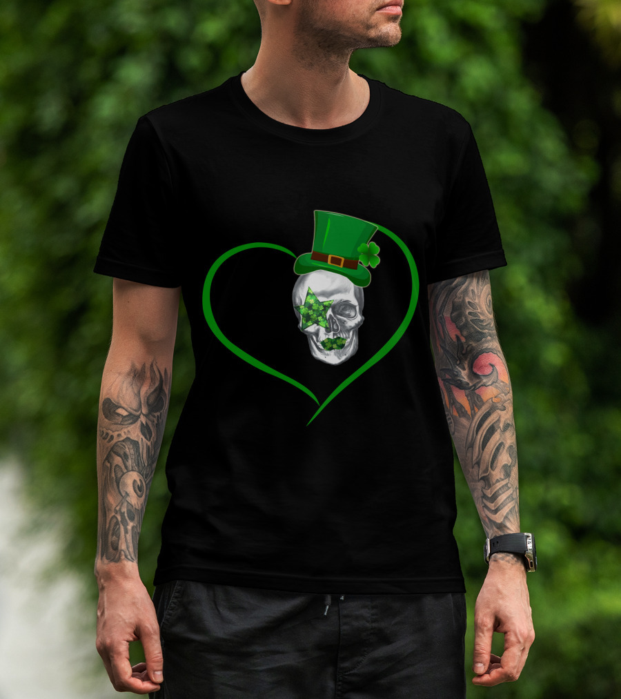 Kiss 02 Skull With Shamrock Star And Green Top Hat Inside Heart Shape T-Shirt