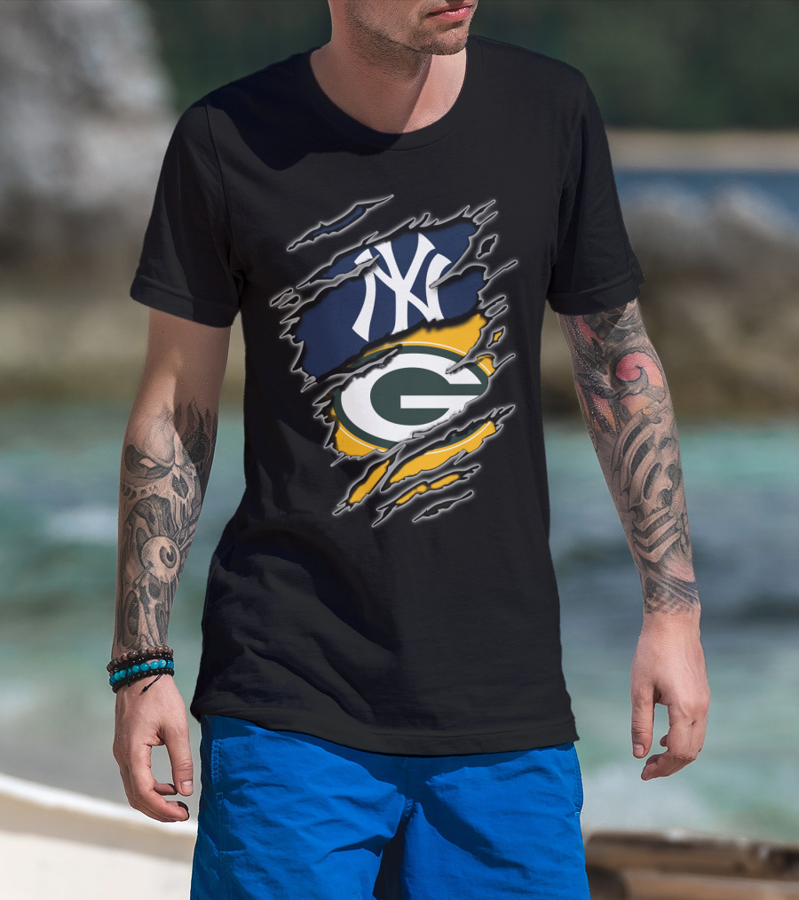 New York Yankees Green Bay Packers Fan Cross-Logo T-Shirt