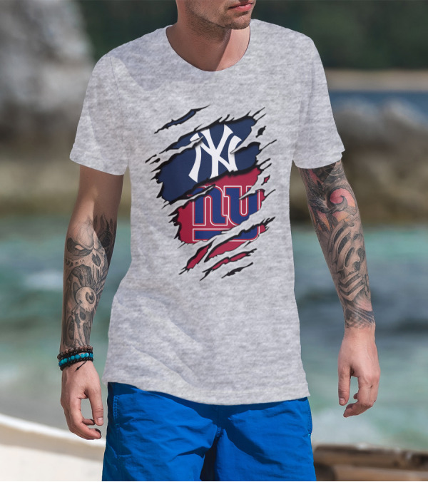 Yankees Giants Logo Blend T-Shirt