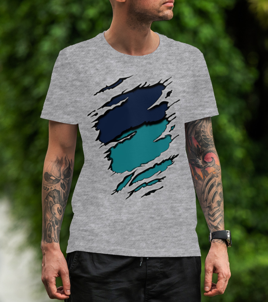 Dolp-Yan Ripped Ocean Waves T-Shirt
