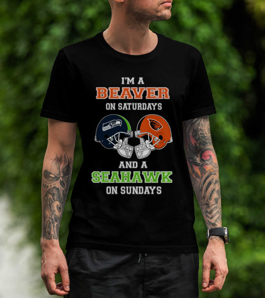 I'm A Beaver On Saturdays And A Seahawks On Sundays T-Shirt