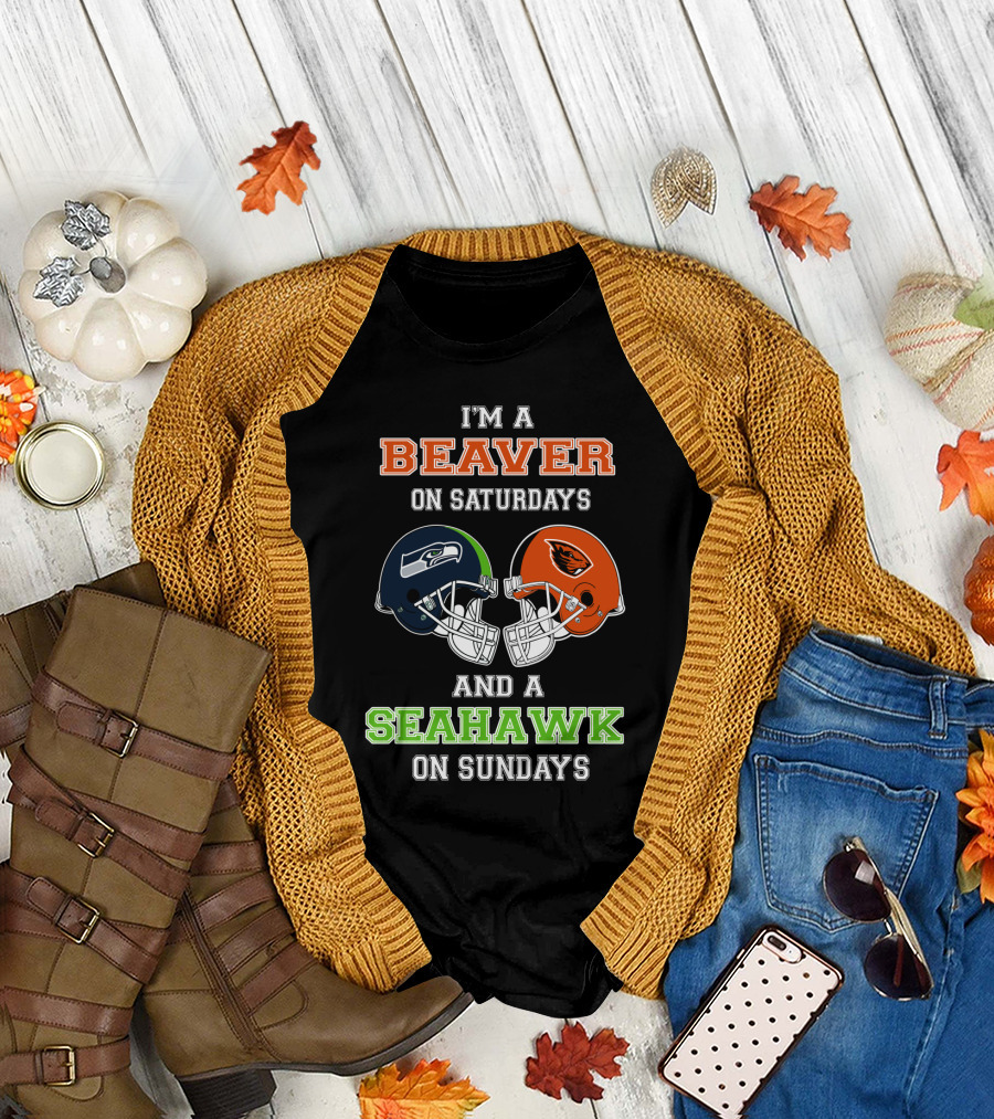 I'm A Beaver On Saturdays And A Seahawks On Sundays T-Shirt