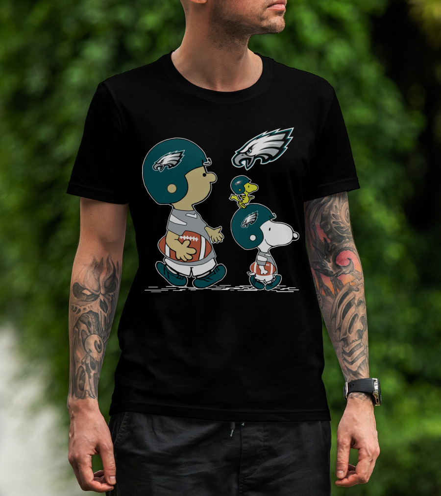 Philadelphia Eagles Snoopy Woodstock Football Helmet Adventure T-Shirt