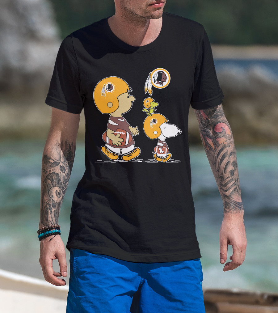 Redskins Snoopy And Woodstock Football Helmets T-Shirt