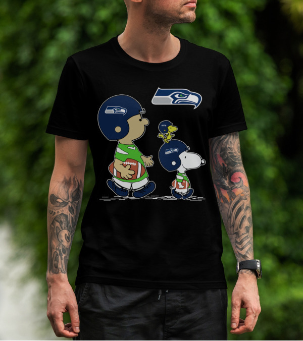 Peanuts Characters Seahawks Football Helmets T-Shirt
