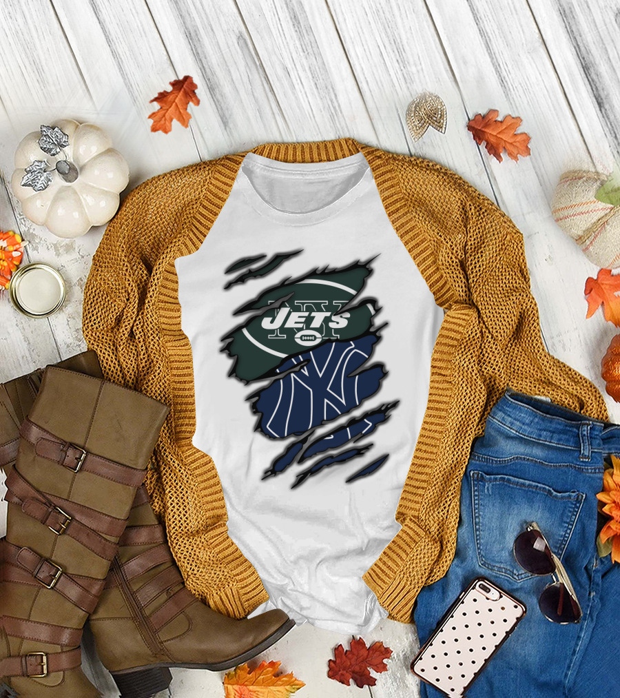 Jets Yankees Logo Torn Ripped T-Shirt