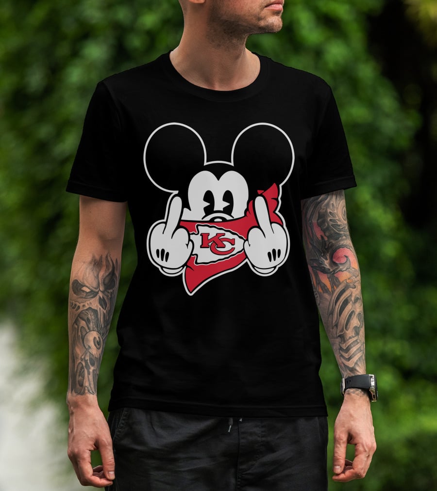 Kansas City Chiefs Mickey Mouse Bandana Gesture T-Shirt