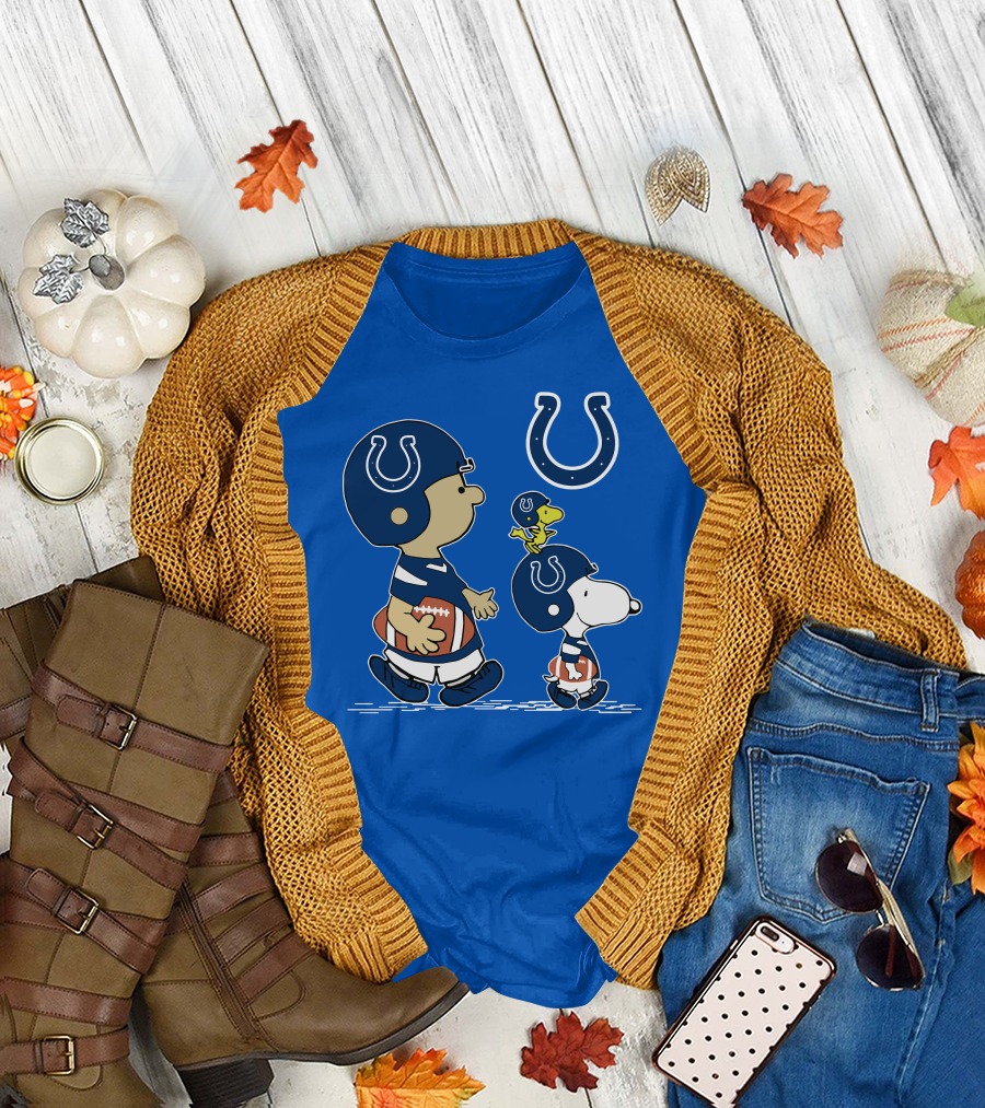 Colts Snoopy and Woodstock Football Helmets T-Shirt