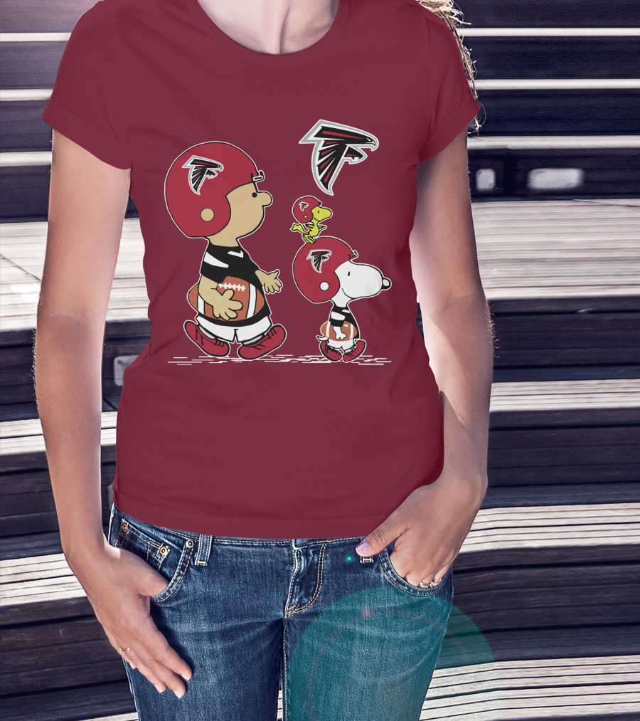 Falcons Snoopy Charlie Brown Woodstock Football Team T-Shirt