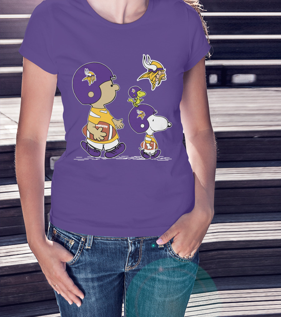 Vikings Snoopy And Woodstock Football Team Fans T-Shirt
