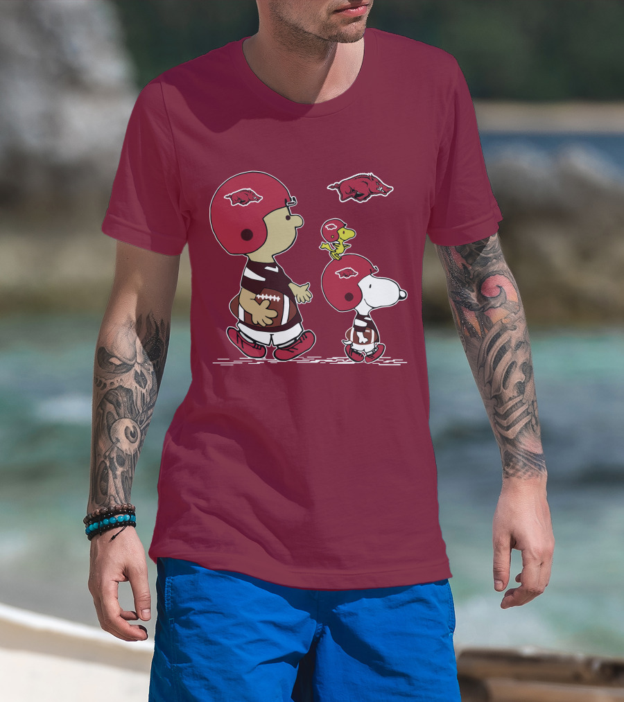 Arkansas Razorbacks Snoopy Football Peanuts Characters With Helmets T-Shirt