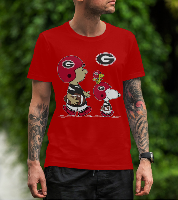 Georgia Bulldogs Snoopy And Woodstock Football Helmets T-Shirt