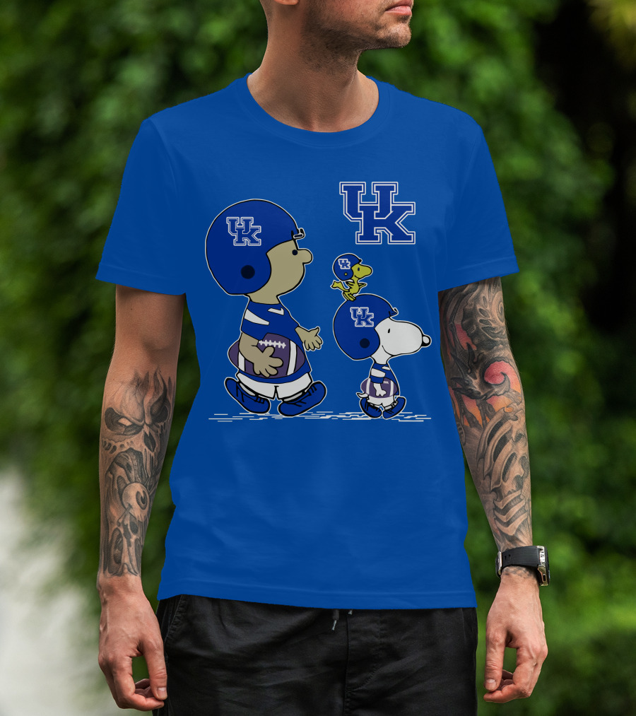 Kentucky Wildcats Snoopy Woodstock Uk Football Peanuts Characters T-Shirt