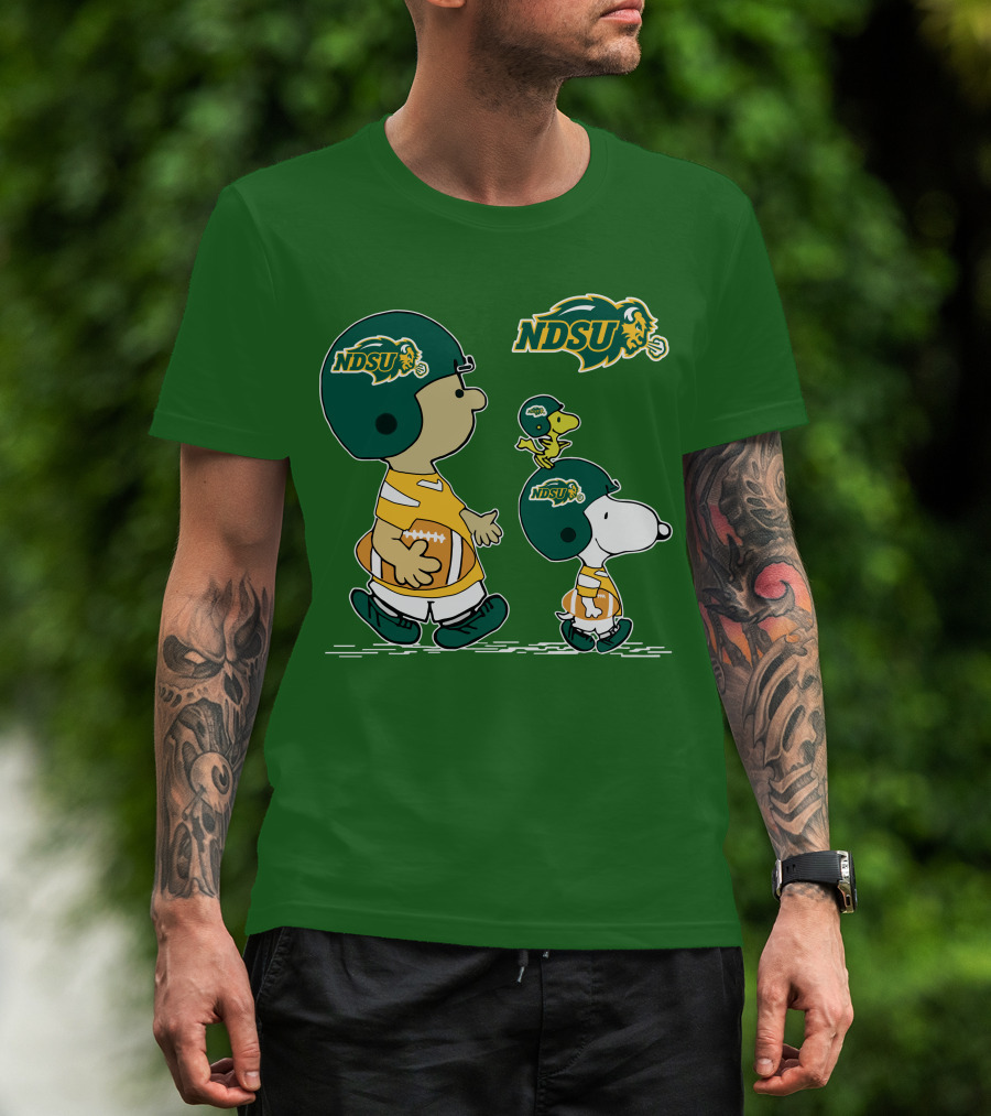 NDSU Snoopy And Woodstock Football Pee Wee Herman T-Shirt