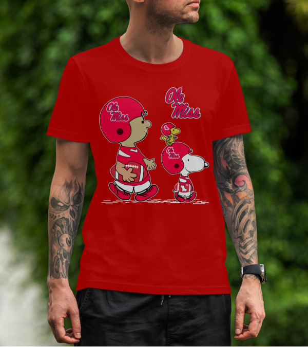 Ole Miss Snoopy Football Team Helmets T-Shirt