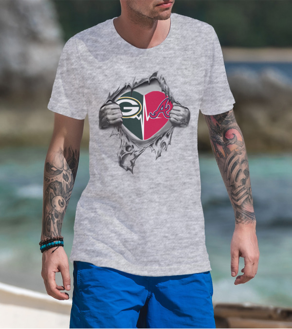 Green Bay Packers Atlanta Braves Heart Symbol Hands T-Shirt