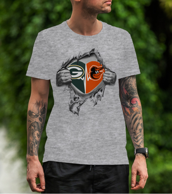 Green Bay Packers Baltimore Orioles Heartbeat Torn Fabric T-Shirt
