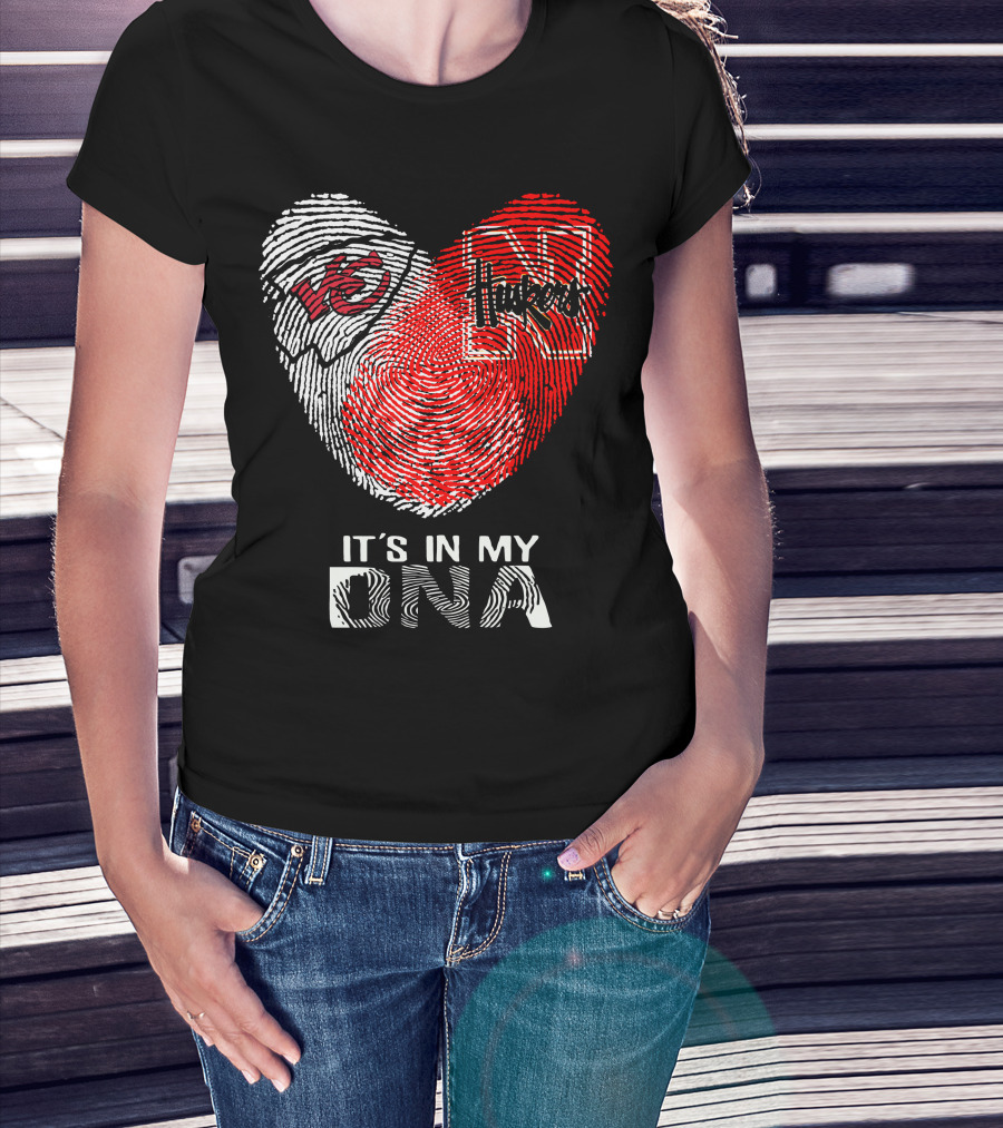 Chiefs Huskers It's In My Dna Fingerprint Heart T-Shirt