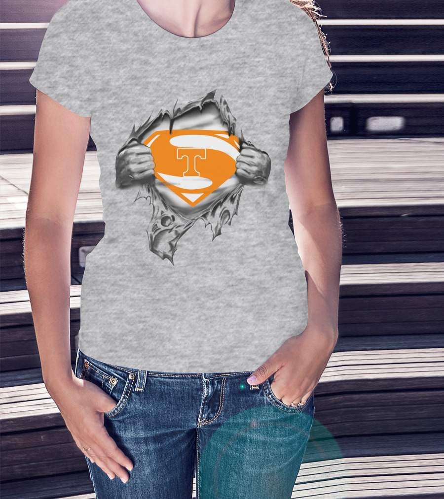 Tennessee Vols Superman Logo Tear T-Shirt