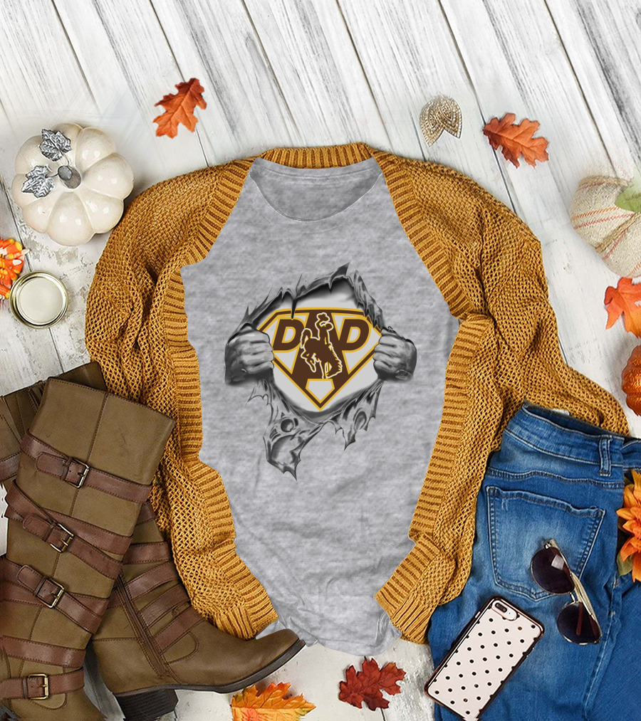 Wyoming Cowboys Super Dad Logo With Ripped Shirt Effect T-Shirt