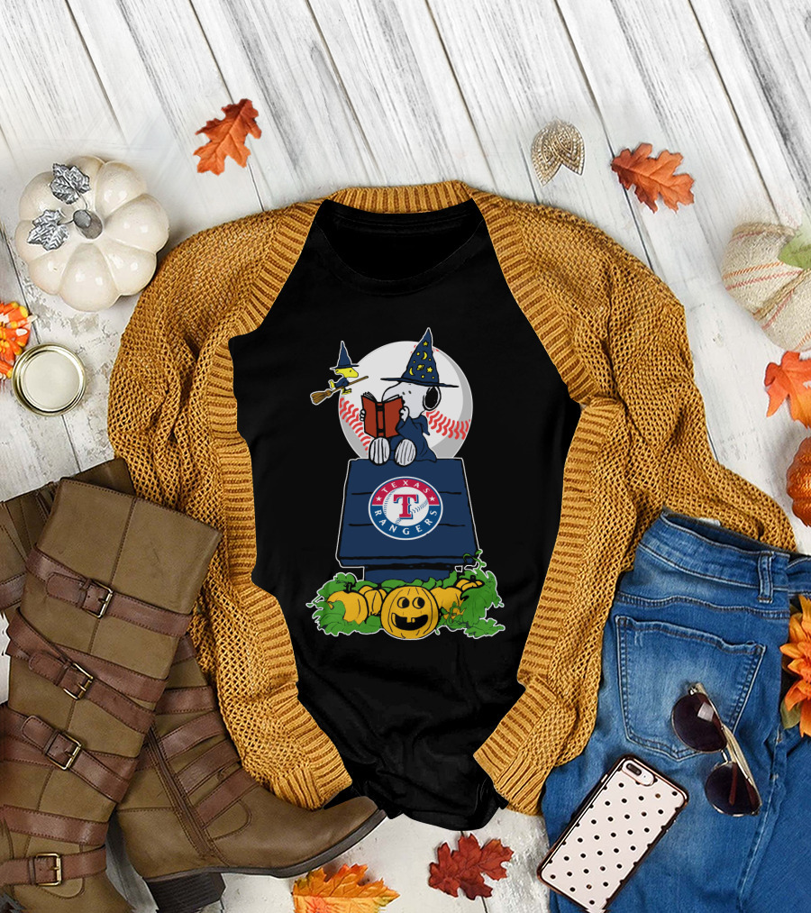 Texas Rangers Snoopy Halloween Pumpkins Magic Scene T-Shirt