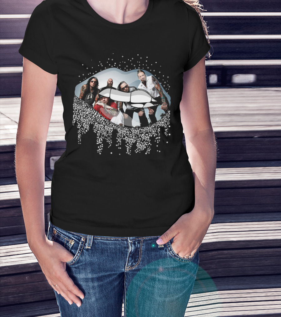 Five Finger Death Punch Band Members Inside Graffiti Lips With Glitter Effects T-Shirt