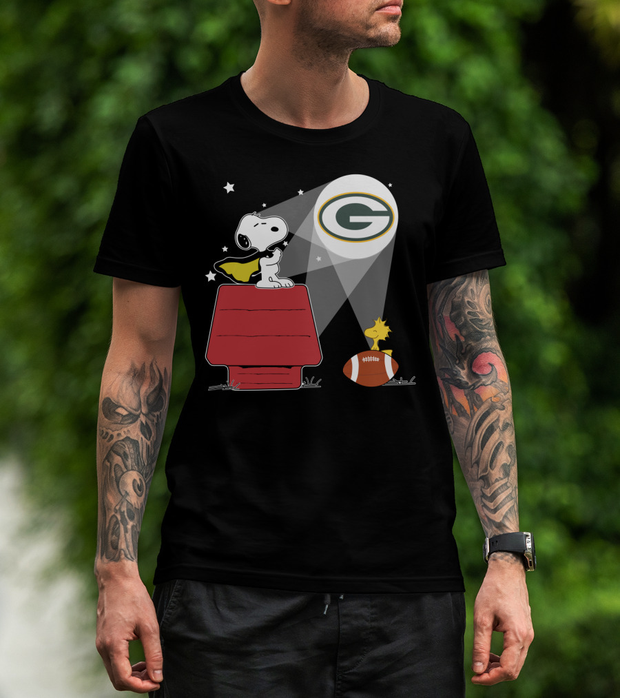 Snoopy Woodstock Green Bay Packers Football Bat Signal T-Shirt